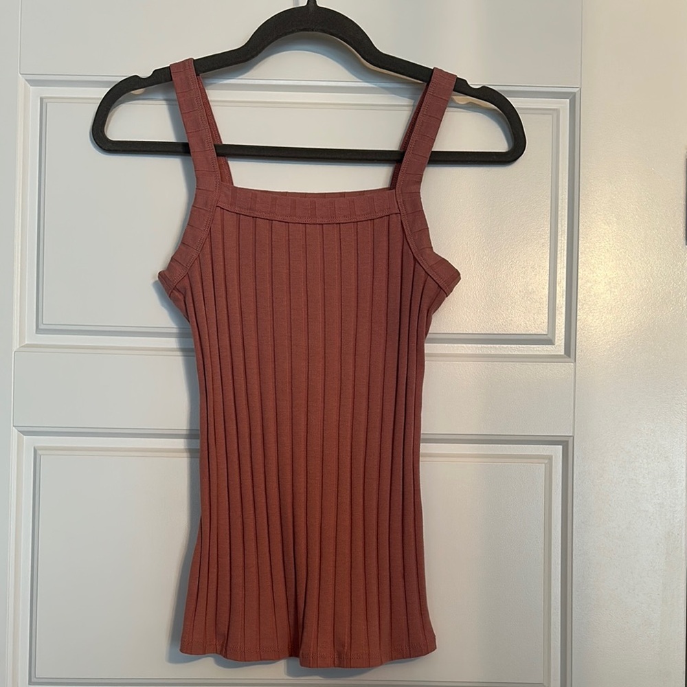 Bozzolo Ribbed Tank Top in Mauve